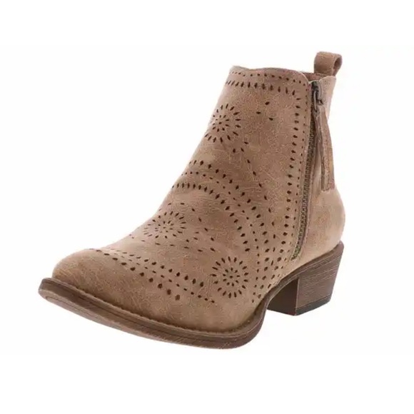 VERY G | Lisette Women’s Mid Ankle Booties | Nude | Size 10 - Picture 14 of 14
